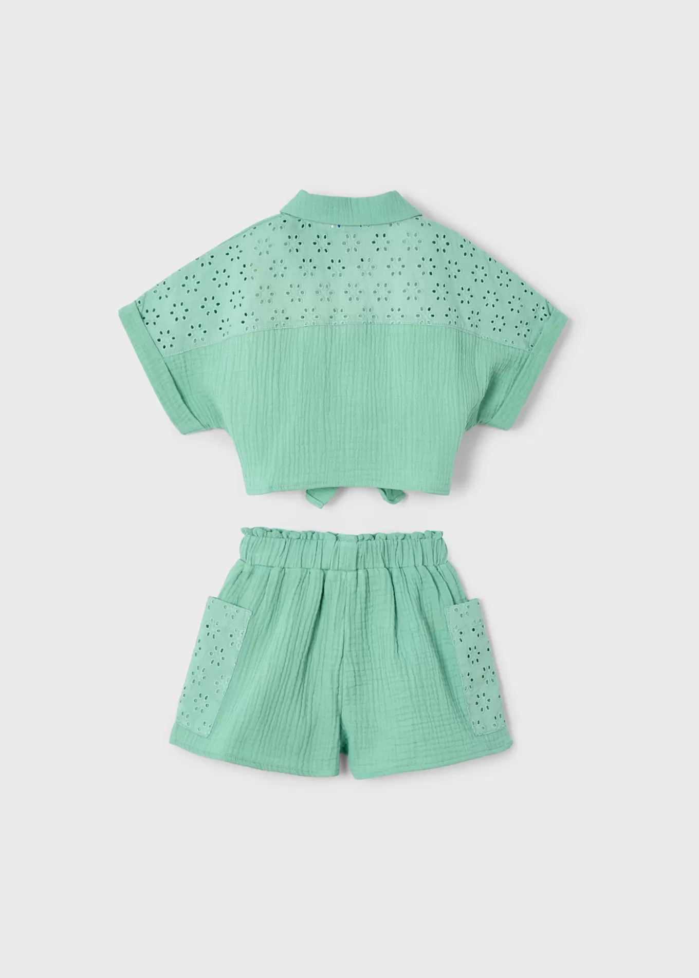 Conjuntos^Mayoral Conjunto pantalón corto perforado y blusa niña Menta
